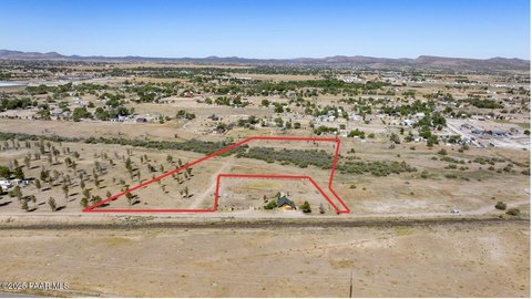 Commercial Land in Chino Valley