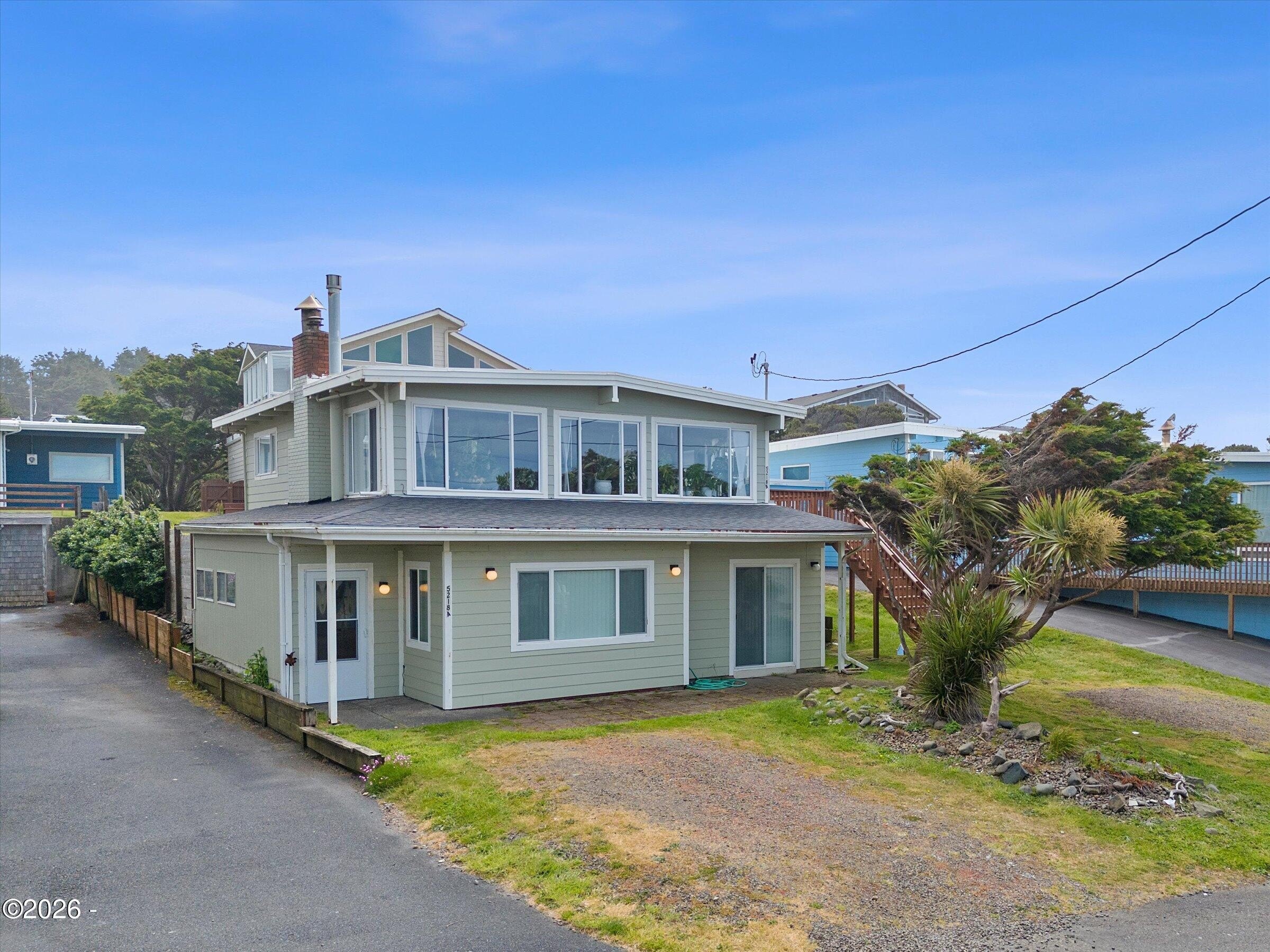Ocean View Duplex in Lincoln