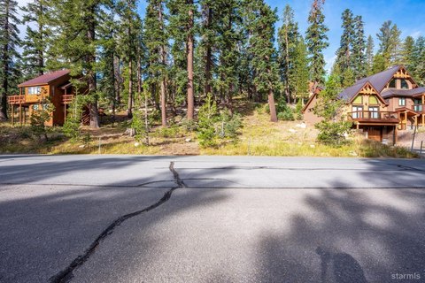 Land, Kirkwood, CA