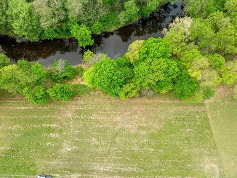 Residential Land in River Creek