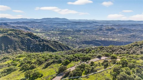 Scenic Land with Panoramic Views