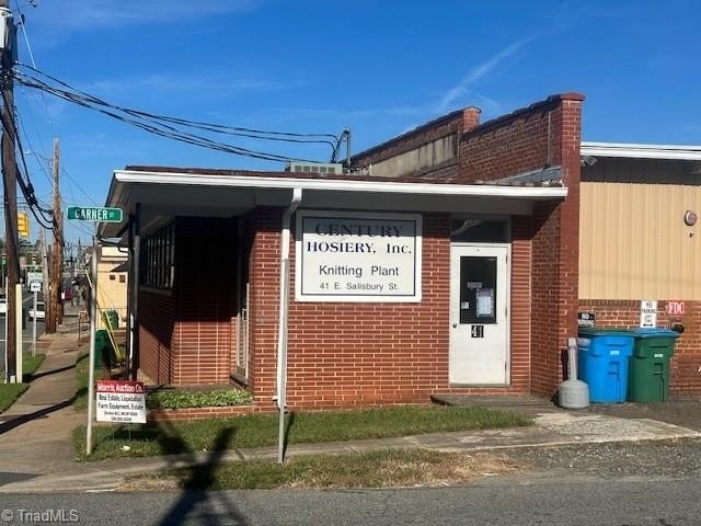 Denton Commercial Building For Sale