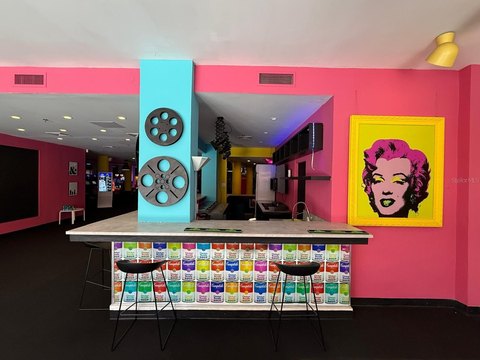 Equipped Restaurant Space With Bar