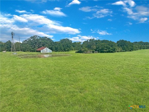 Picture of Farms at Young Ln 2270, Flatonia, TX