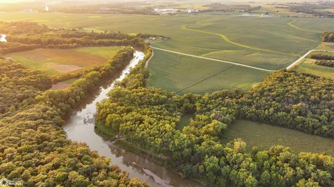 Land, Redfield, IA