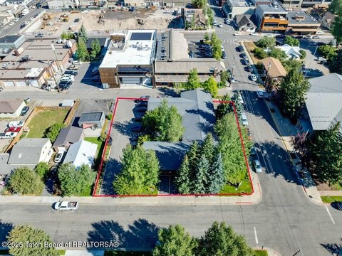 Prime Commercial Property Near Square