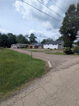 LAND - Zanesville, OH