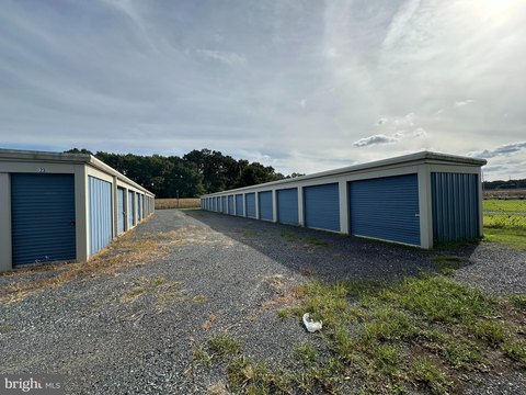 Commercial Property on Dupont Highway