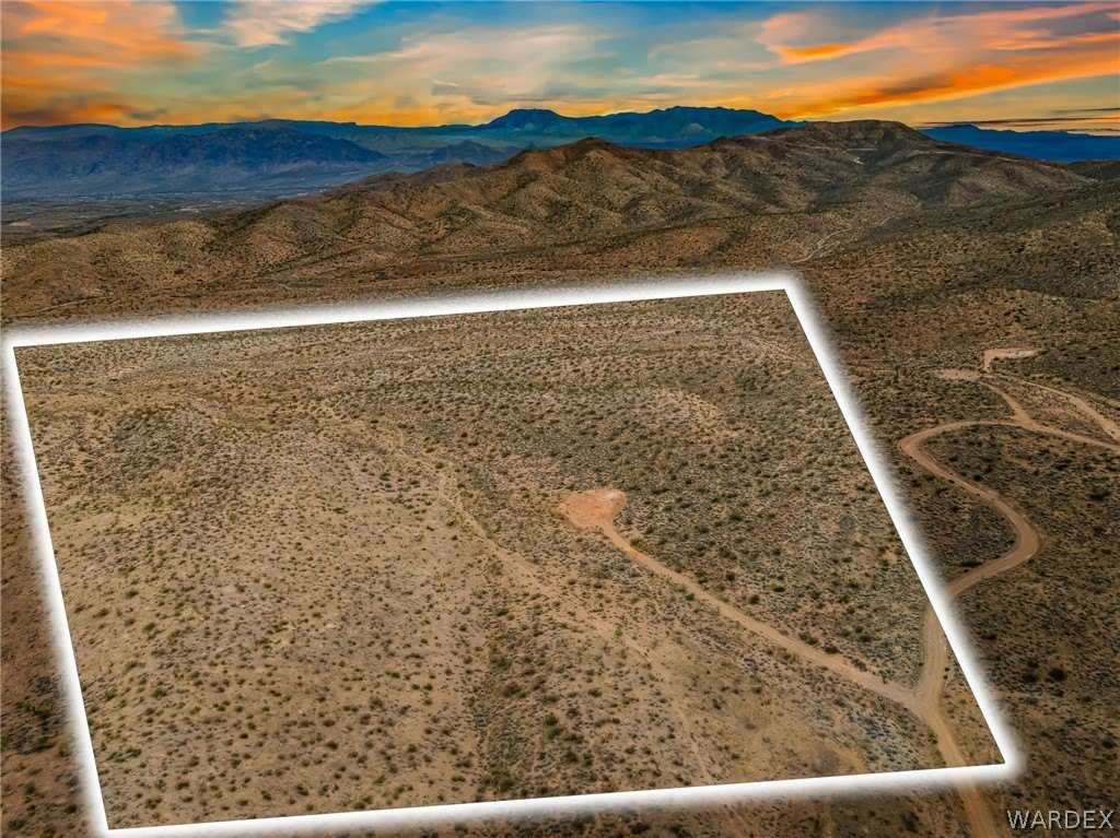 Expansive Desert Land in White Hills