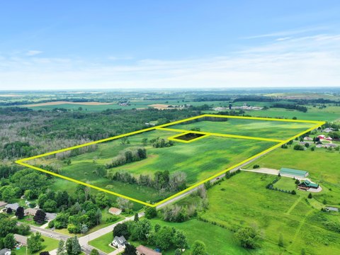 Farmland with Pond and Wooded Acreage