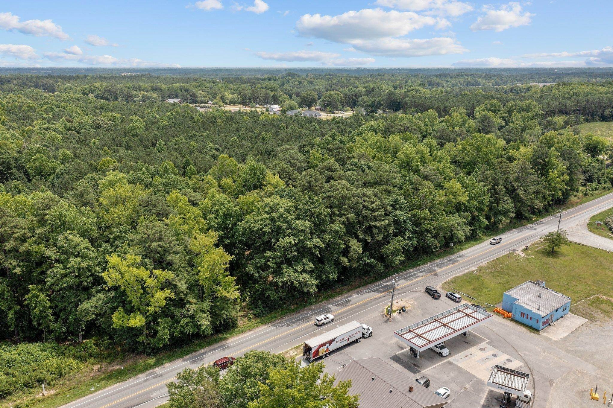 Land on US-401 Highway