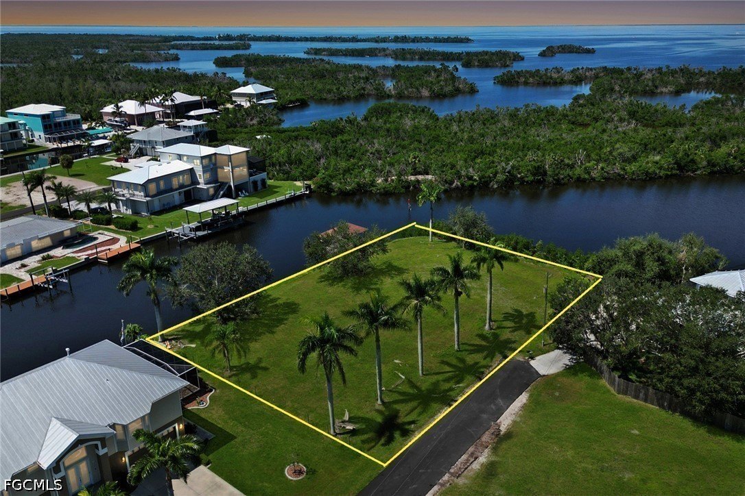 Waterfront Land in Pirate Harbor