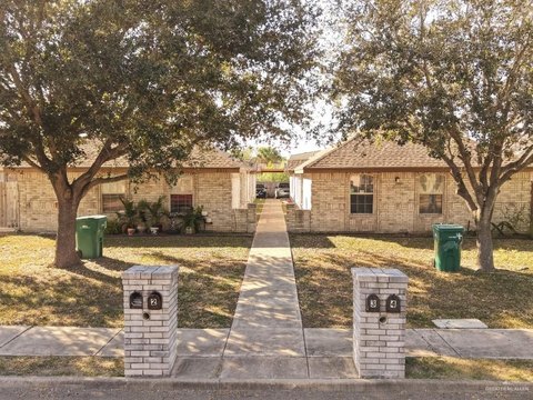 Profitable 4-Plex in Gated Community