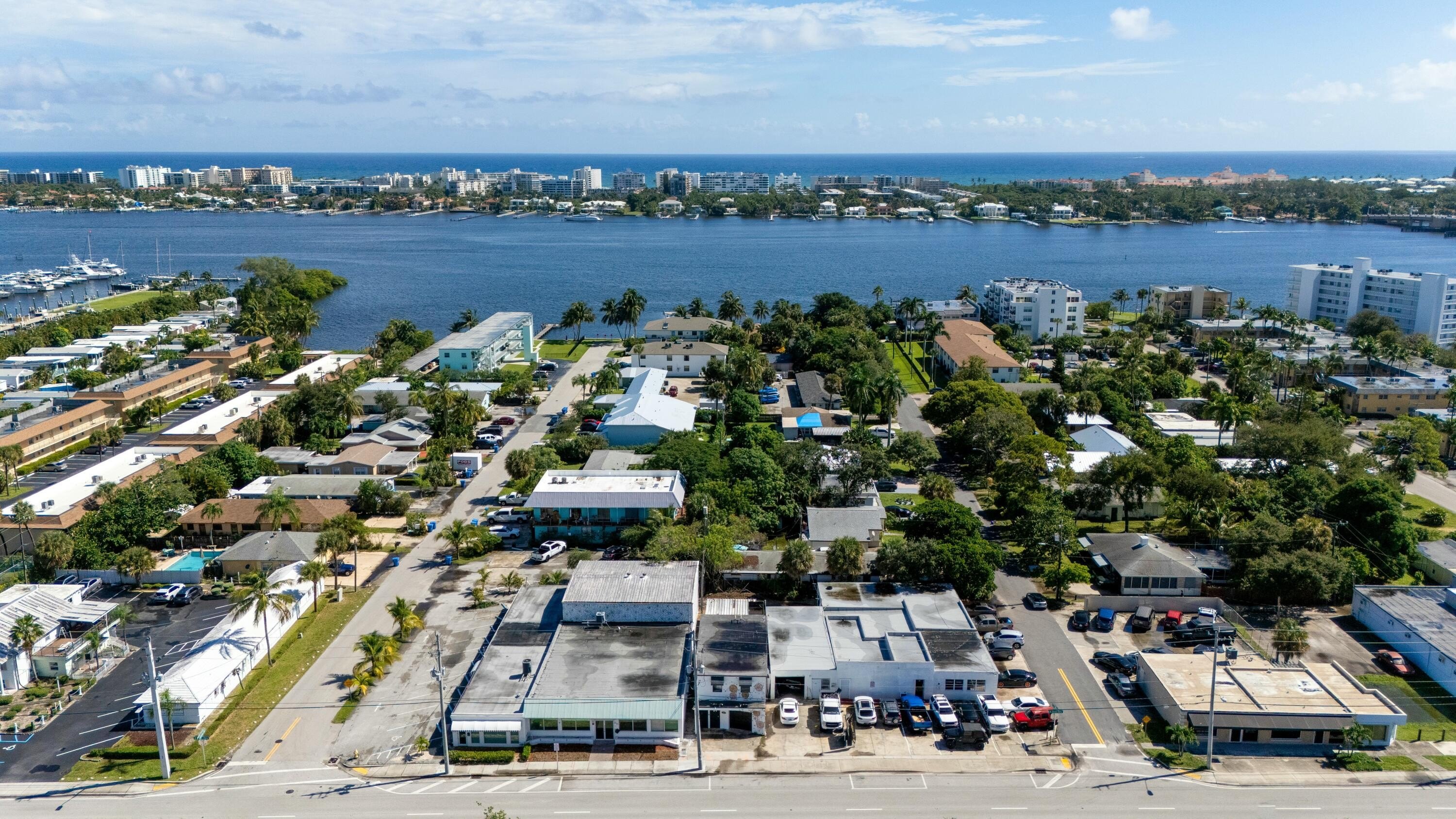 Commercial Land in Lantana, FL