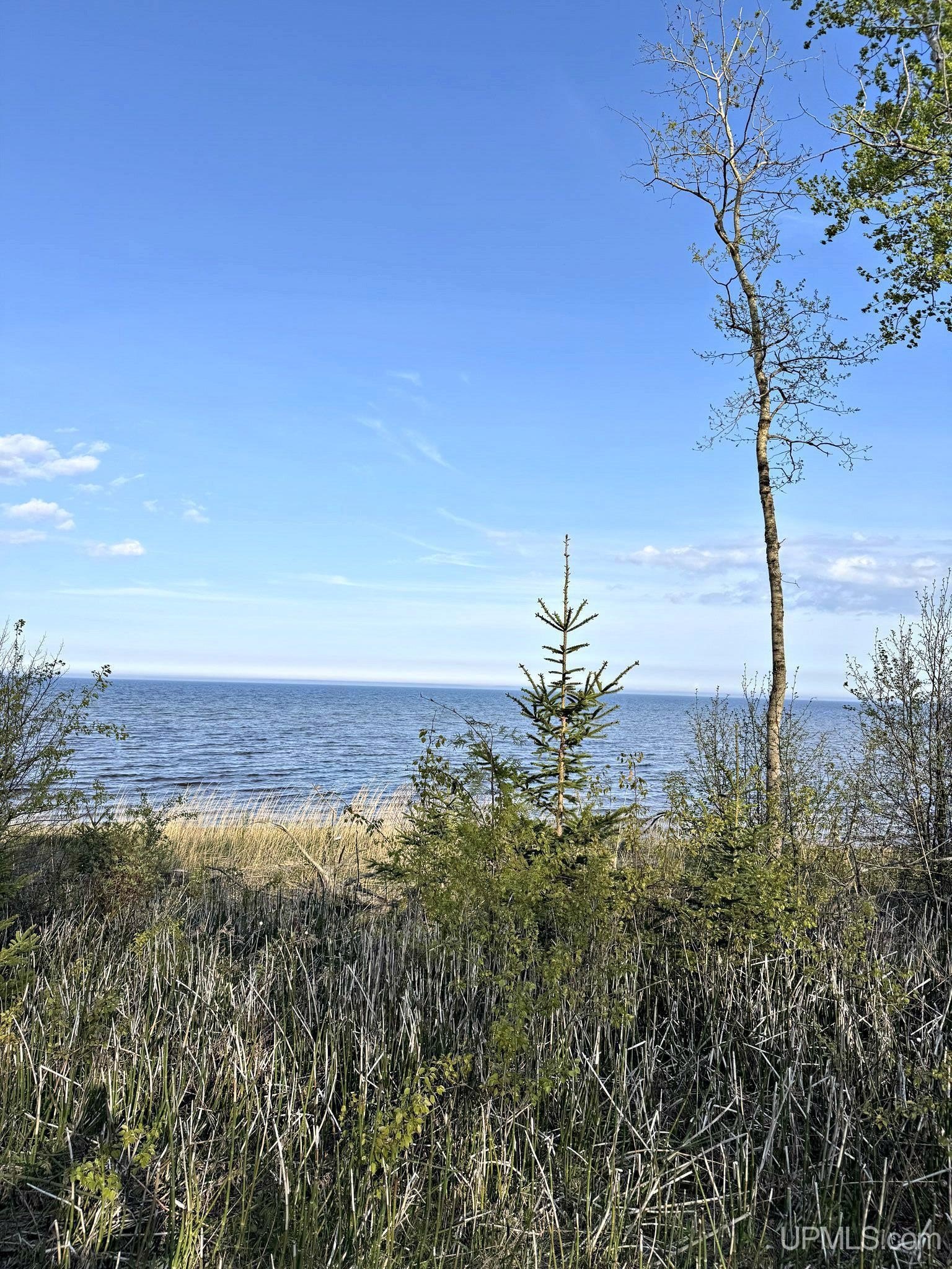 Bay Frontage Land in Menominee