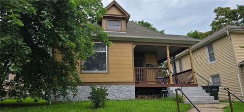 Leavenworth Duplex Near Downtown