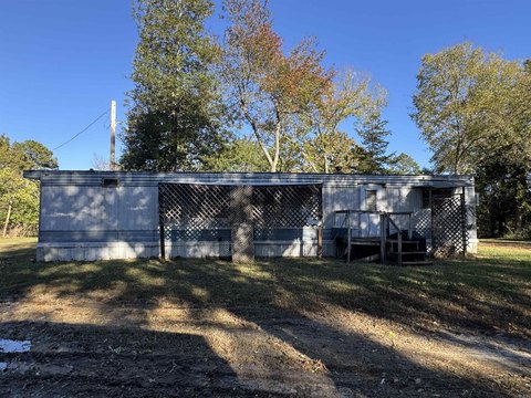 Mobile Home Park with 10 Hookups