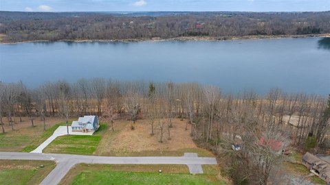 Lakefront Lot on Barren River