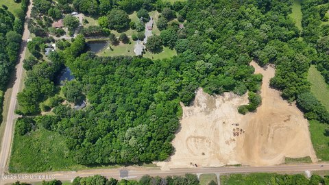 Land in Lake Cormorant, MS