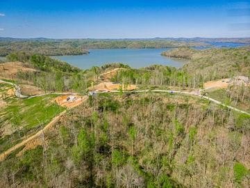 Lake Shore Property on Dale Hollow
