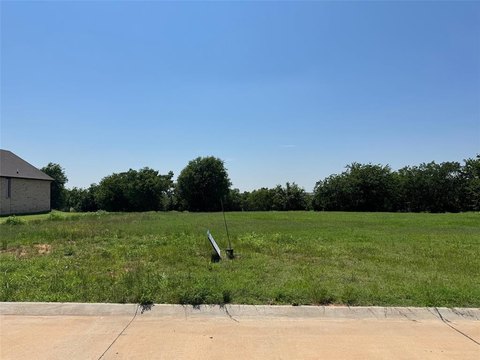 LAND - Tuttle, OK