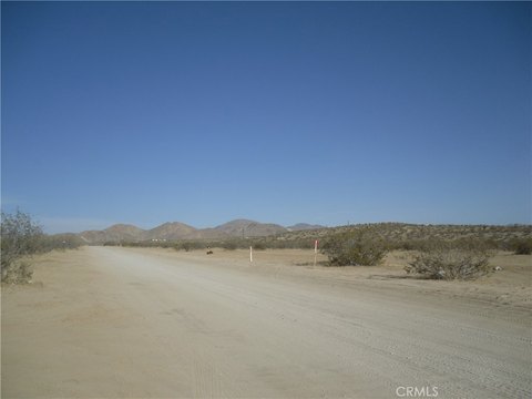 Apple Valley Land with Views