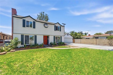 Two-Unit Duplex with Private Yards