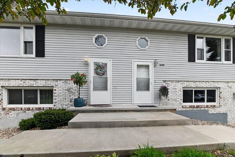 Duplex with Updated Four-Bed Layout