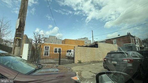 Land, PHILADELPHIA, PA