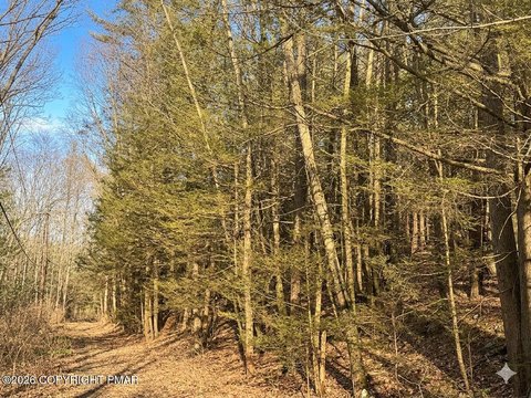 LAND - Bartonsville, PA