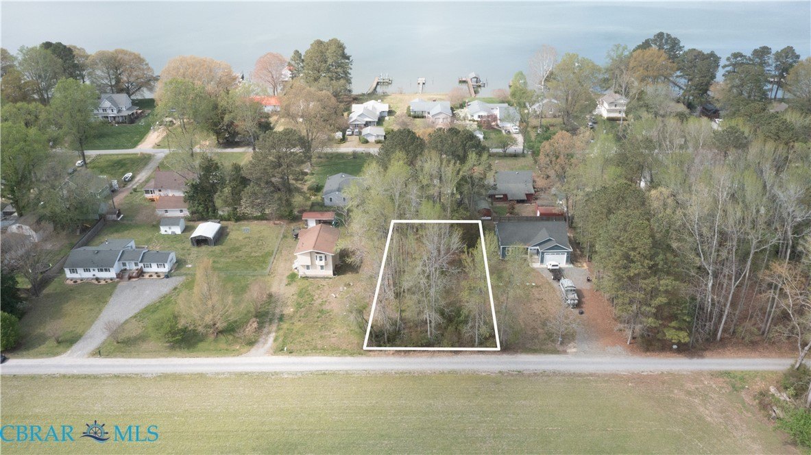 Gloucester Land with River Access