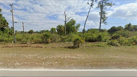 Residential Lot in Lehigh Acres