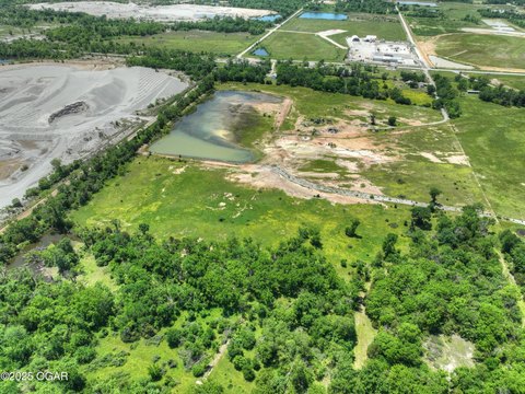 Versatile Land Near KS/OK Border