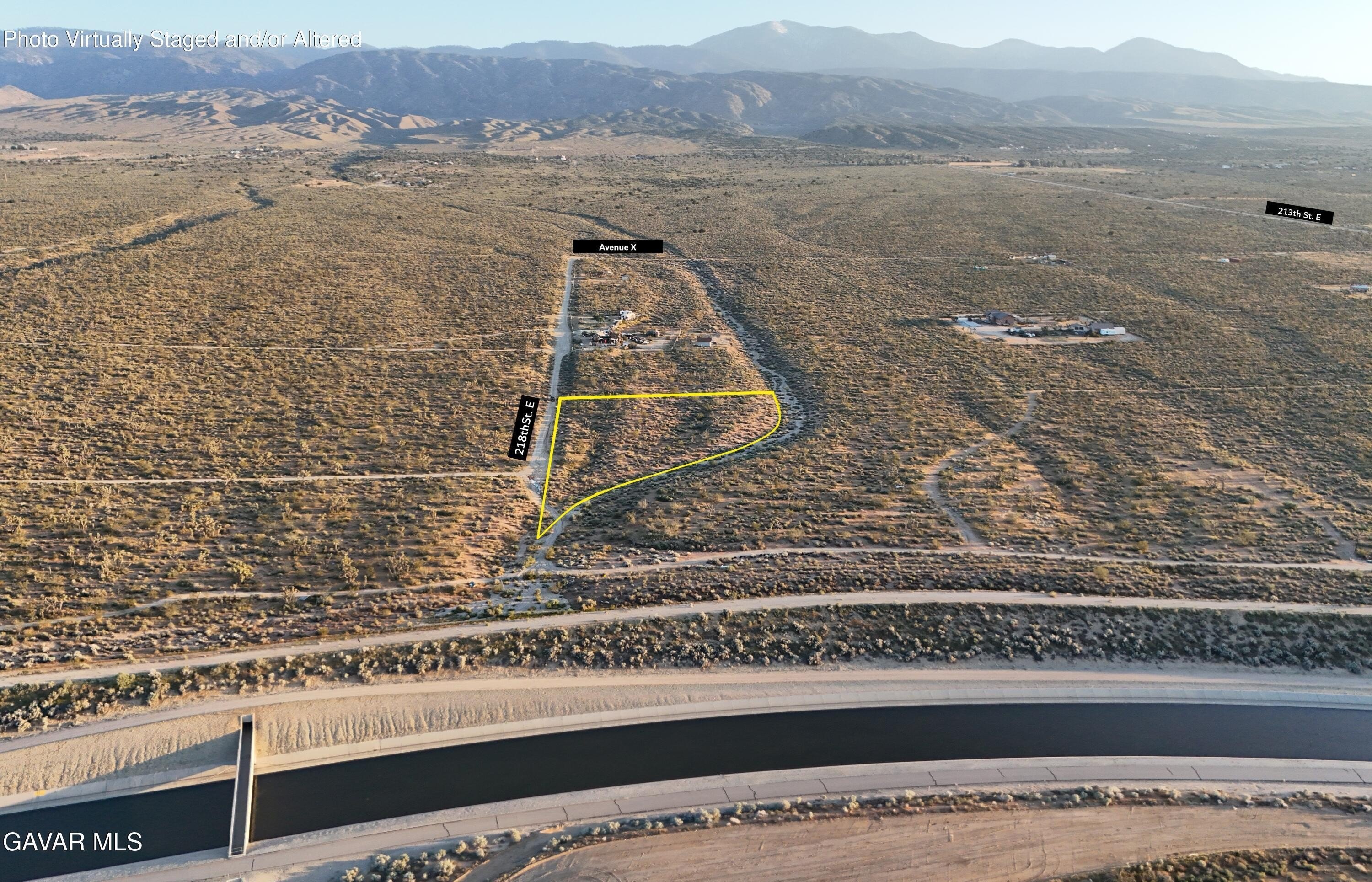 Land in Llano, CA