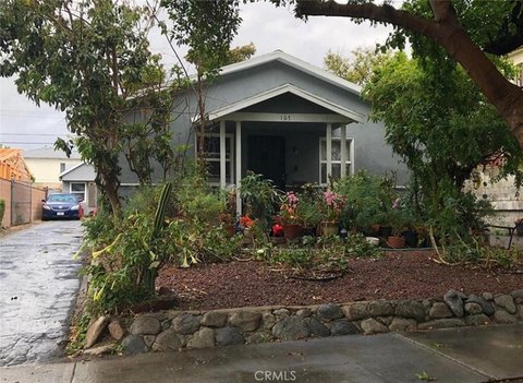 Cottage-Style Triplex