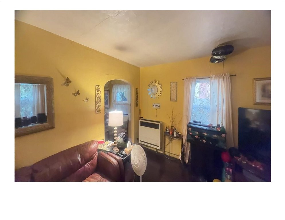 Picture 4