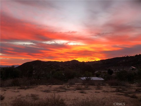 5-Acre Lot with Panoramic Views