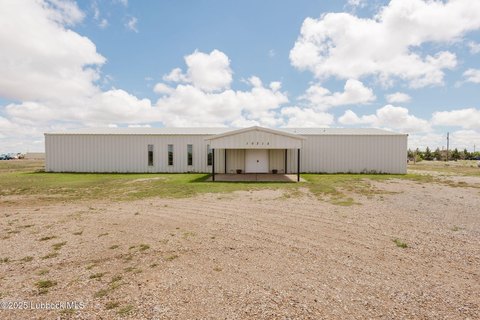 Versatile Church Building on 5 Acres
