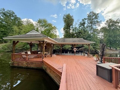 Lakefront Land Ready for Construction