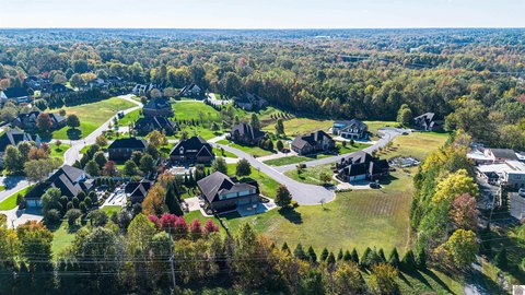 Residential Land in Cul-de-Sac
