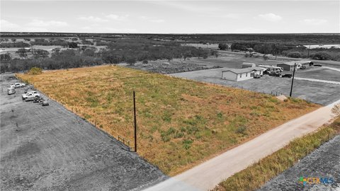 LAND - Gonzales, TX