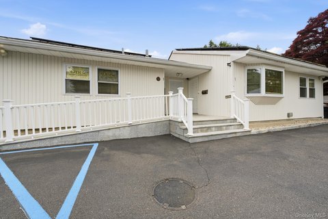 Prime Melville Corner Property