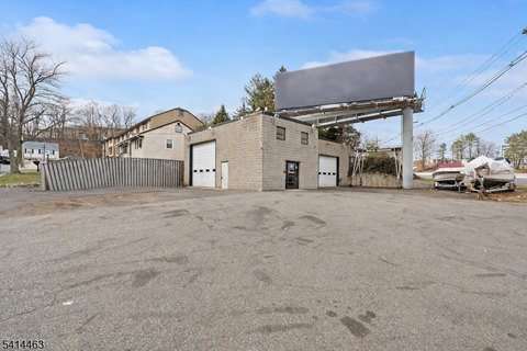 Lodi Warehouse with Billboard