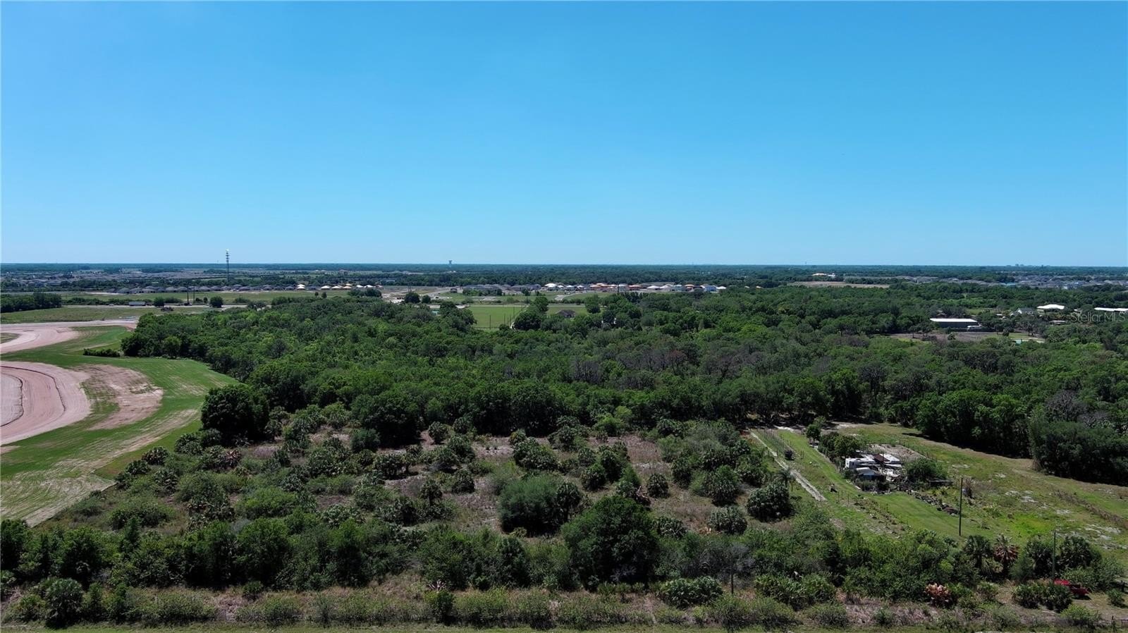 Expansive Land in Booming Palmetto