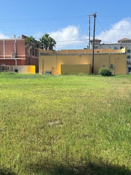 Residential Lot in Private Community