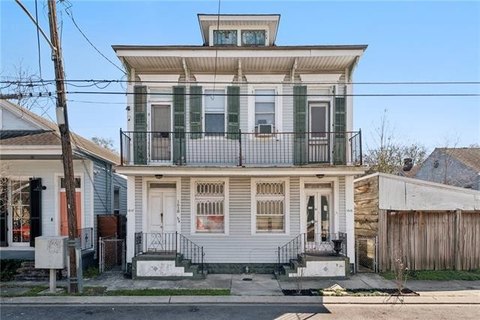 Two-Story Triplex in New Orleans