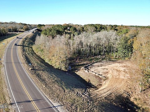 Prime Commercial Lot in Purvis