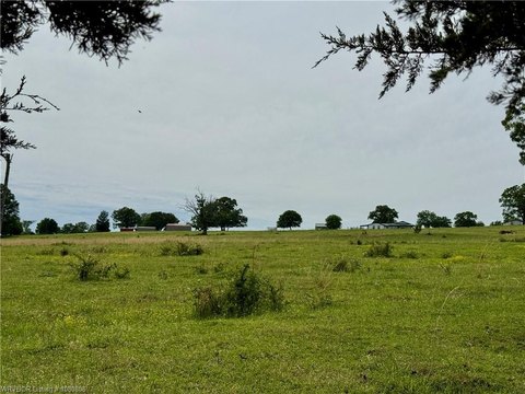 Land for Sale in Muldrow