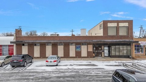 Former Medical Office Building