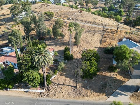 Residential Land Lot in Hillside Area
